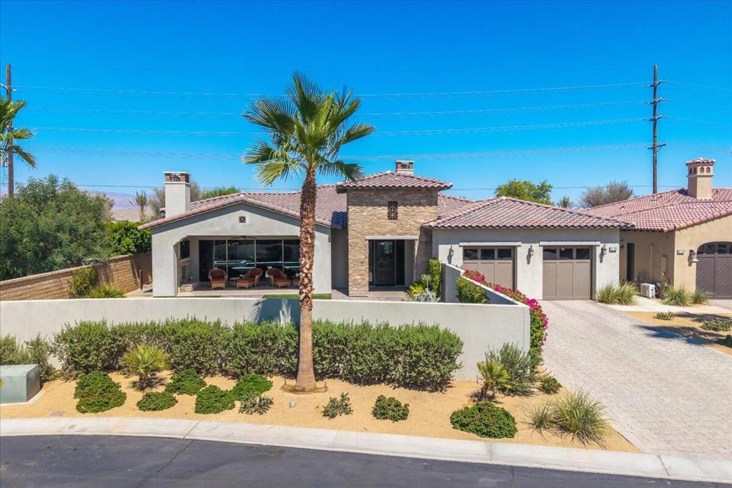 55120 Autumn Valley Court
