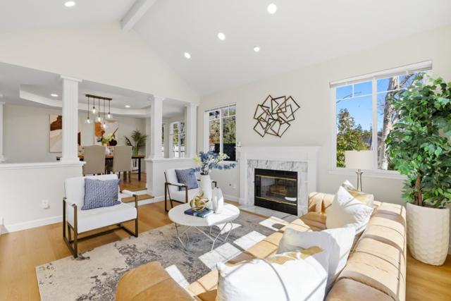 800 Fountain Park Lane, Mountain View CA: https://media.crmls.org/mediaz/a813bf18-0dd5-4aff-91d4-5f5cffe8d1f4.jpg