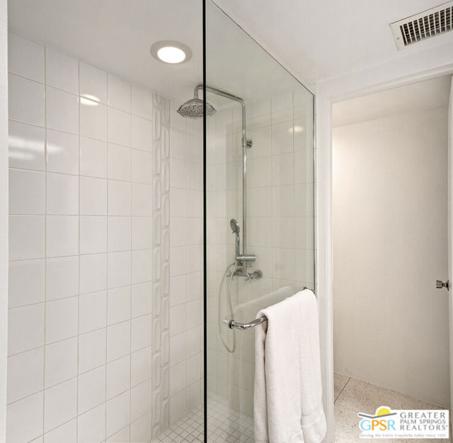 2084 S Lagarto Way, Palm Springs CA: https://media.crmls.org/mediaz/a8142712-1b9b-4e2e-be24-f82e910bbfec.jpg