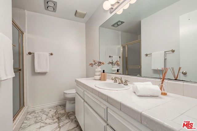 5625 Cambridge Way, 203A photo 24