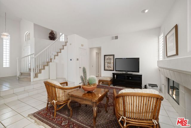 67954 S Trancas Drive, Cathedral City CA: https://media.crmls.org/mediaz/a8159633-48f0-4a99-9c43-e2075f8eec01.jpg