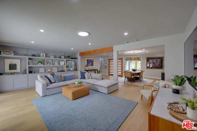 5356 Overing Drive photo 6