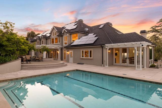 16541 Cypress Way, Los Gatos CA: https://media.crmls.org/mediaz/a815fbd3-8f04-411f-8952-0553466a0e42.jpg