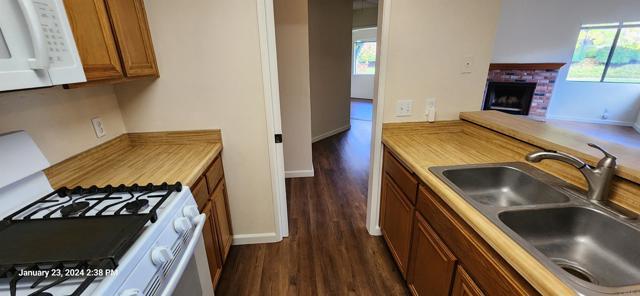 3040 CHARWOOD Court, Spring Valley CA: https://media.crmls.org/mediaz/a816c37c-71a0-4956-a0f3-a0c06b5f42c9.jpg
