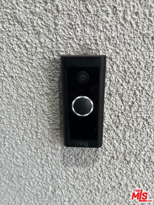 212 E 29th Street, Los Angeles CA: https://media.crmls.org/mediaz/a816fb85-2212-43ca-9505-a76d1c2cc60b.jpg