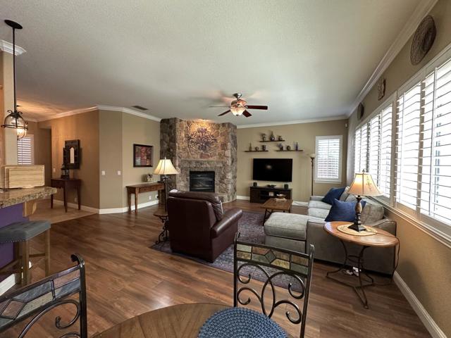 764 Densmore Court, Folsom CA: https://media.crmls.org/mediaz/a8178965-377d-46e3-8b33-ac48e5efdf16.jpg