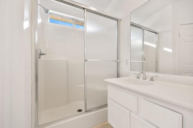 Image 19 of 39 For 83773 Salva Court