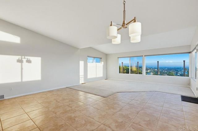 Detail Gallery Image 9 of 70 For 3539 Mount Laurence Dr, San Diego,  CA 92117 - 4 Beds | 3 Baths