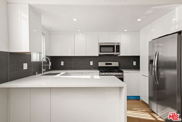 1623 Brockton Avenue, Los Angeles CA: https://media.crmls.org/mediaz/a818e99d-fc33-4783-b9c6-613e9d9a1a72.jpg