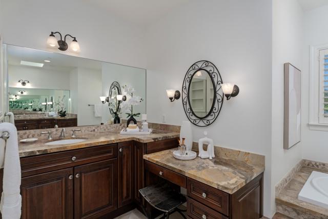 515 N Acacia Ave, Solana Beach CA: https://media.crmls.org/mediaz/a81a58f9-ec4c-460b-a9d6-5521f816765a.jpg