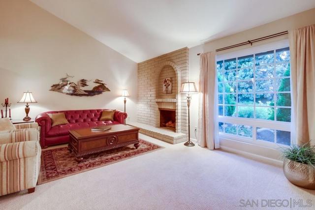 16657 Valle Verde Rd, Poway CA: https://media.crmls.org/mediaz/a81a87d7-a612-40ec-9e2b-cfc9ad3a727e.jpg