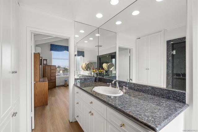 1151 Catalina Boulevard, San Diego CA: https://media.crmls.org/mediaz/a81bb17f-f9ba-48d7-b74f-f910cacf1403.jpg