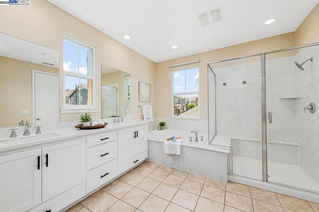 4069 Chalk Hill Way, Dublin CA: https://media.crmls.org/mediaz/a81db96b-efd0-442f-a302-264bbc0e68b2.jpg