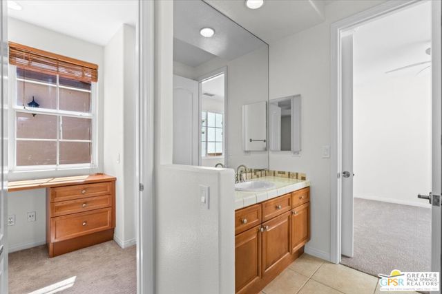 31505 Calle Amigos, Cathedral City CA: https://media.crmls.org/mediaz/a81fff2b-e7c2-46d3-892e-9a6df84e183f.jpg