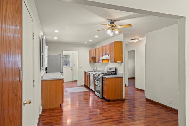 3552 E Hills Drive, San Jose CA: https://media.crmls.org/mediaz/a82082c9-f4e0-4eb6-ba67-f4c9565d1281.jpg