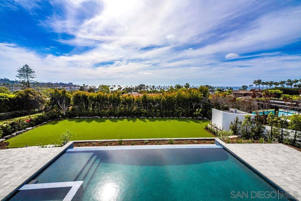 8308 Calle Del Cielo - photo 6