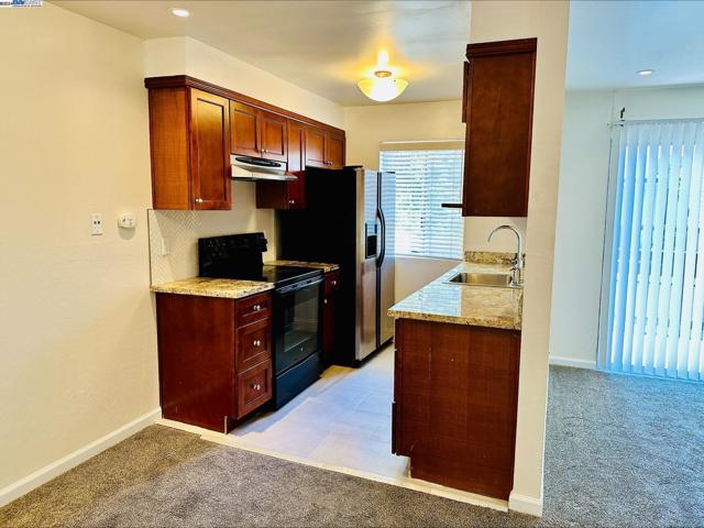 1756 Kudu Ct, Hayward CA: https://media.crmls.org/mediaz/a8215c4d-3da9-4d23-a0a8-75d06aa4248e.jpg