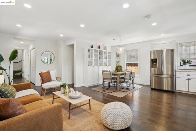 3360 Arizona St, Oakland CA: https://media.crmls.org/mediaz/a821681f-abe1-44e4-b911-9b79a354bb5f.jpg