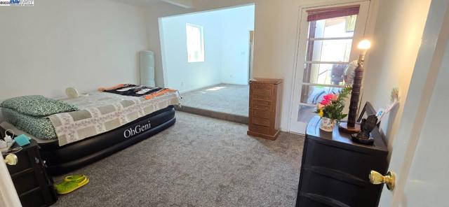 609 Banks Dr, Richmond CA: https://media.crmls.org/mediaz/a821b741-dd47-4fba-b5f2-83f29c6028b5.jpg