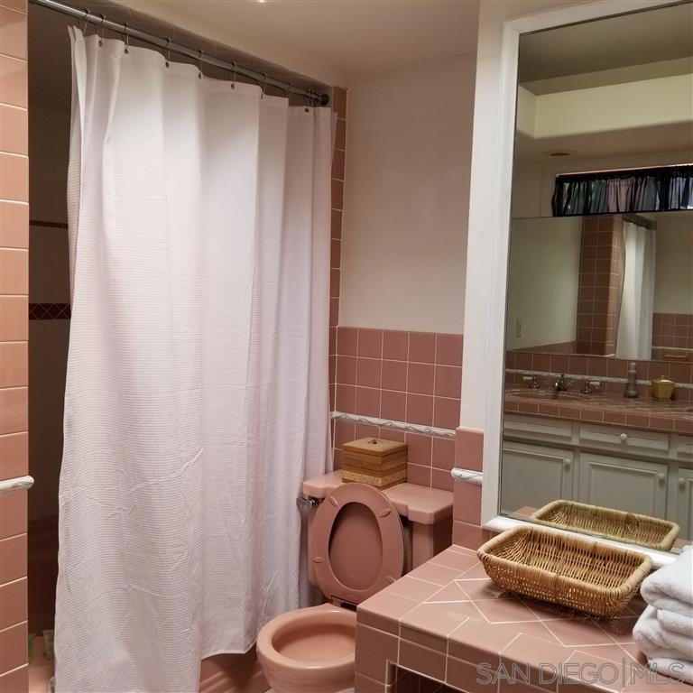 2164 Rosecrans - photo 9