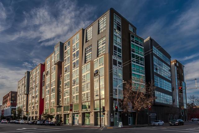 311 Oak Street, Oakland CA: https://media.crmls.org/mediaz/a823200b-5ff1-41b5-801b-71e4237b3f32.jpg