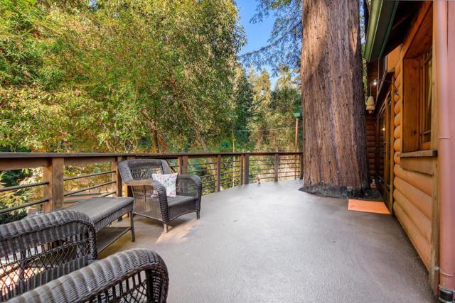 744 Cathedral Drive, Aptos CA: https://media.crmls.org/mediaz/a8238ce2-67e8-4d5a-b3a7-e4c9fd40a764.jpg