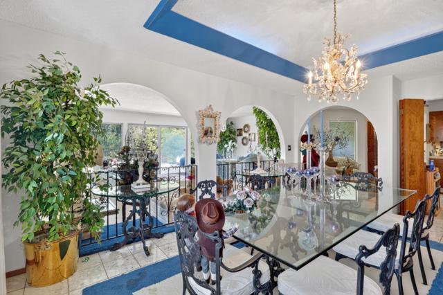 3992 Altadena Lane, San Jose CA: https://media.crmls.org/mediaz/a8243687-ba45-473f-8c18-a67deeea4a57.jpg