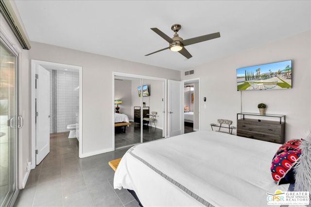 3351 E Paseo Barbara, Palm Springs CA: https://media.crmls.org/mediaz/a82455c8-3abd-435b-88df-83c1c46dd791.jpg