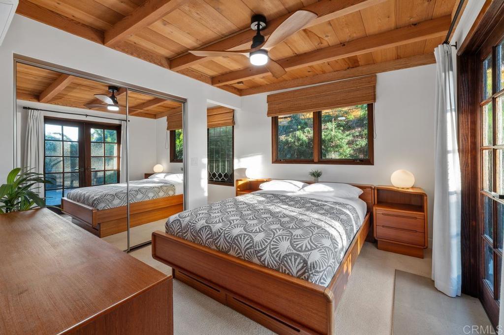 2034 Mackinnon Avenue - photo 18