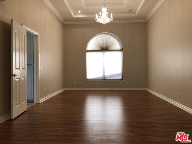 10723 Ridge Canyon Road, Rancho Cucamonga CA: https://media.crmls.org/mediaz/a825b30f-7270-43f6-9423-67b840f35712.jpg