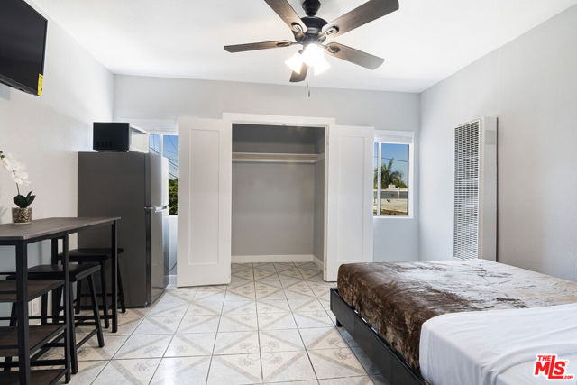 930 Fraser Avenue, Los Angeles CA: https://media.crmls.org/mediaz/a8267ce8-ec1c-4f80-8ae8-2edec1b7fade.jpg