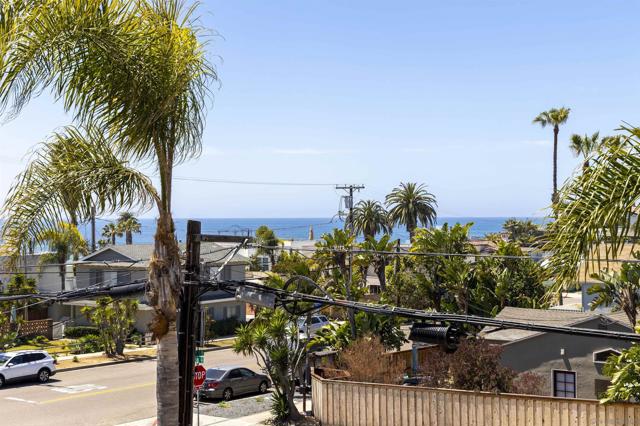 145 3rd Street, Encinitas, California 92024, 3 Bedrooms Bedrooms, ,3 BathroomsBathrooms,Townhouse,For Sale,3rd Street,250019696SD