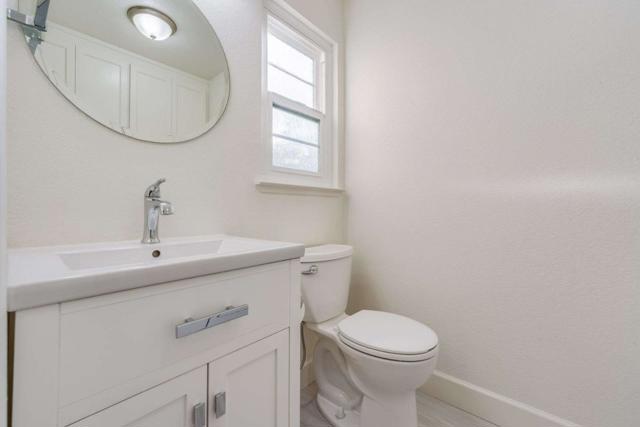 1122 Brewster Avenue, Redwood City CA: https://media.crmls.org/mediaz/a829e569-ba3a-467c-a414-961c0f4c2bde.jpg
