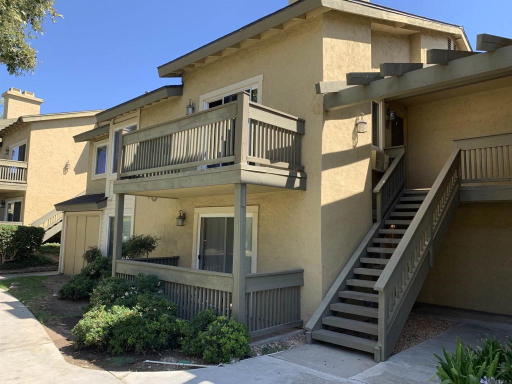 145 W El Norte Parkway #212