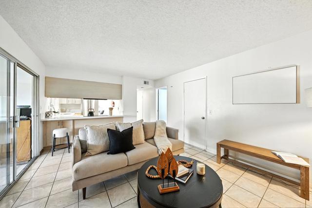 3444 Corte Loro, San Diego CA: https://media.crmls.org/mediaz/a82ad694-fde2-42fc-9ce0-1091e4d45d62.jpg