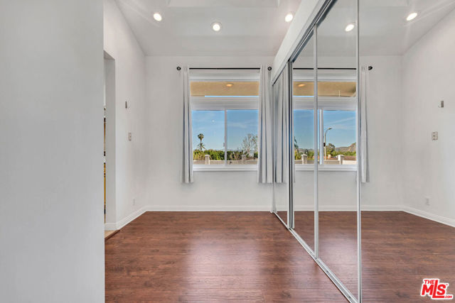 5890 Fairhaven Avenue, Woodland Hills CA: https://media.crmls.org/mediaz/a82b36fe-a75a-4ff3-899f-0a58da978ab1.jpg
