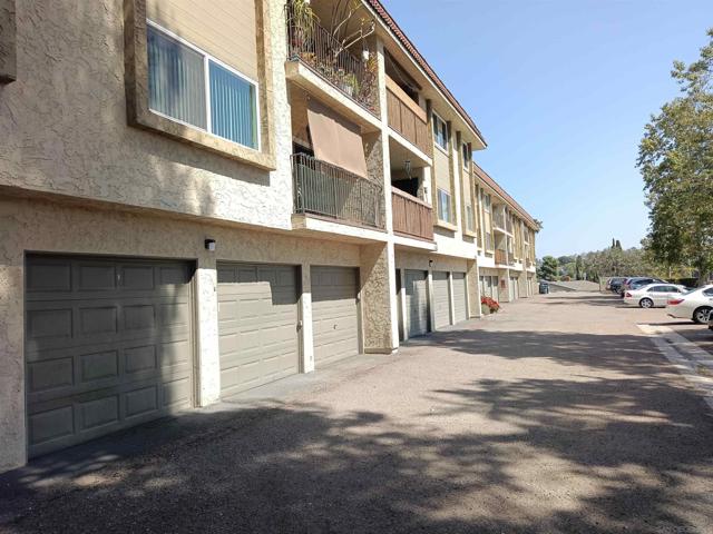 7845 Golfcrest Dr, San Diego CA: https://media.crmls.org/mediaz/a82cce63-7eb0-4a0d-bd04-80acc7577da9.jpg