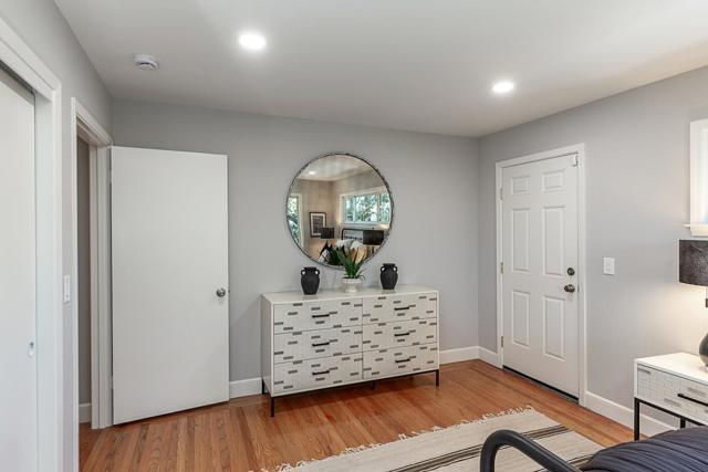13038 Vista Del Valle Court, Los Altos Hills CA: https://media.crmls.org/mediaz/a82d2b17-281c-442b-9be1-e8e4914dfc68.jpg