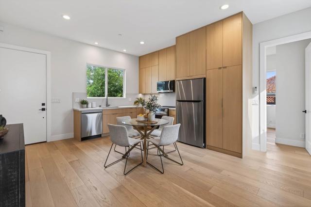 10468 S Stelling Road, Cupertino CA: https://media.crmls.org/mediaz/a82e1eff-74ef-43ed-b1f7-c5714441275d.jpg