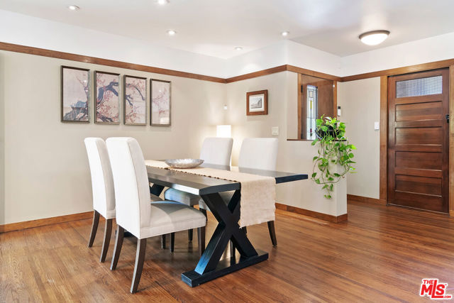 2299 Beverwil Drive, Los Angeles CA: https://media.crmls.org/mediaz/a82f7729-2406-4bf4-9ca4-3d202b57ed46.jpg