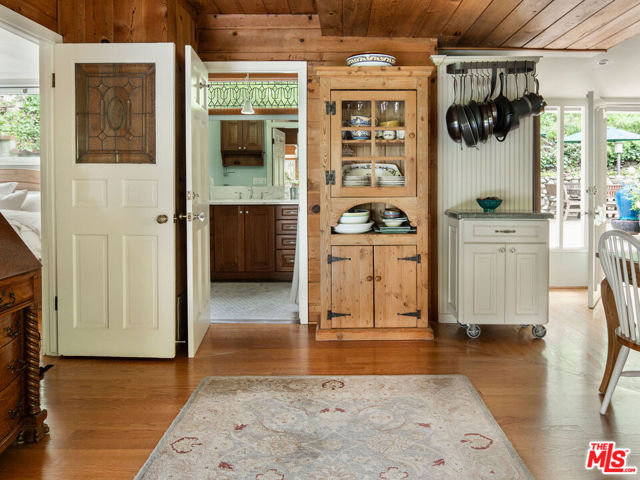 8162 Kirkwood Drive, Los Angeles CA: https://media.crmls.org/mediaz/a8315cc1-fb05-47c9-ab9e-704ab3766a3a.jpg