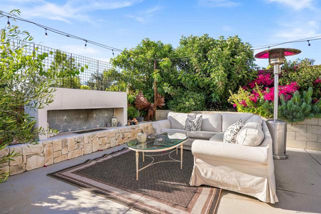 42608 Remora St, Temecula CA: https://media.crmls.org/mediaz/a832a014-07bb-44a8-b7d6-14d945d4ae9f.jpg
