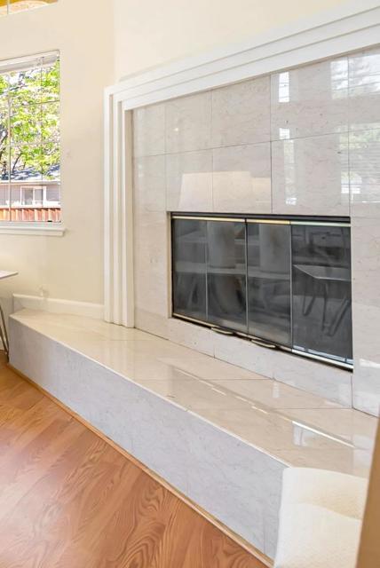 10 Tyrella Court, Mountain View CA: https://media.crmls.org/mediaz/a8368be9-19b8-4035-828e-d97a6dcb54cd.jpg