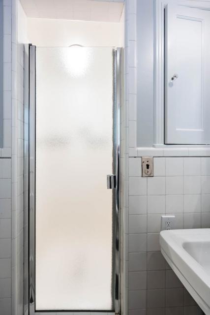 128 Cornell Road, Menlo Park CA: https://media.crmls.org/mediaz/a8370ca5-85c6-473e-b630-a5a91e5df49e.jpg