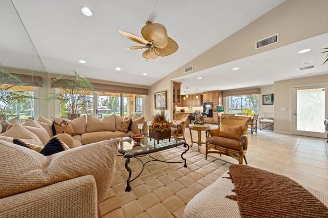 49 Camisa Lane, Palm Desert CA: https://media.crmls.org/mediaz/a838412b-bf87-4bd8-984c-d51b8211fa01.jpg