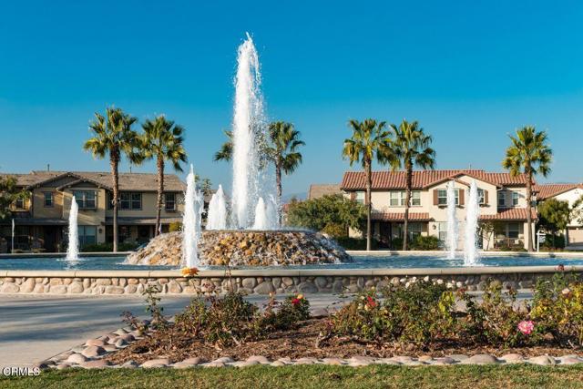 3102 N Oxnard Boulevard, Oxnard CA: https://media.crmls.org/mediaz/a838e72f-dfb9-4acb-a525-d91f1c3f1388.jpg