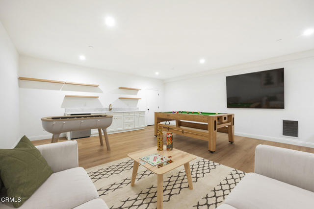 2060 Windover Road, Pasadena CA: https://media.crmls.org/mediaz/a83ad3d4-966e-4890-b57d-236943de7fe0.jpg