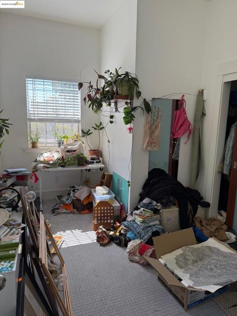 2542 Filbert St, Oakland CA: https://media.crmls.org/mediaz/a83ae7f5-62a8-4c01-8255-0e1d50a693ce.jpg