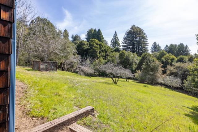 495 Larsen Road, Aptos CA: https://media.crmls.org/mediaz/a83b82b5-f841-4826-887a-ad55eb969d47.jpg