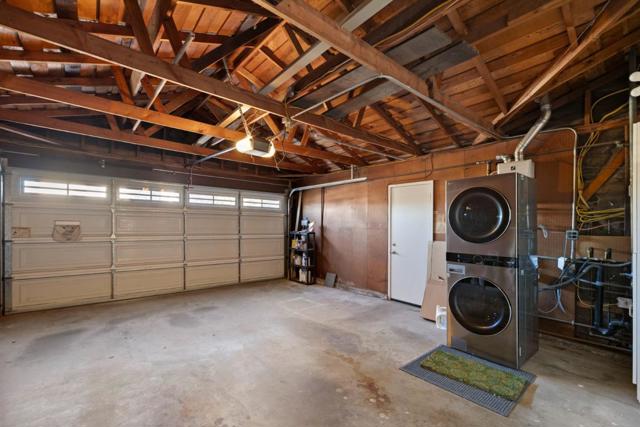 626 Harvester Drive, Foster City CA: https://media.crmls.org/mediaz/a83bbada-4f21-49ae-81e7-7a59b522f479.jpg
